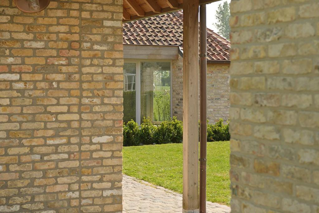 Domein Het Weiland Damme Luaran gambar