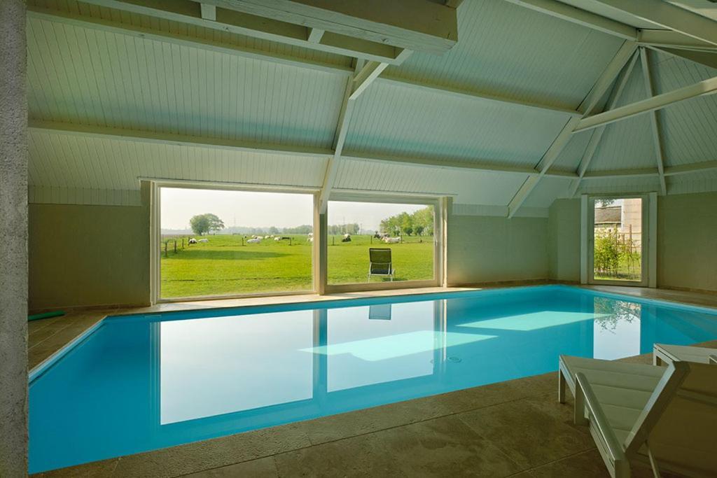 Domein Het Weiland Damme Luaran gambar